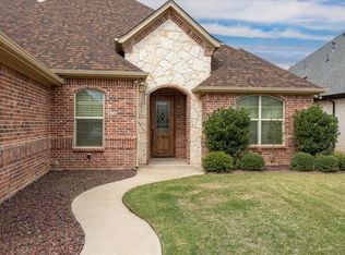 313 Paddle Boat Dr, Granbury, TX 76049