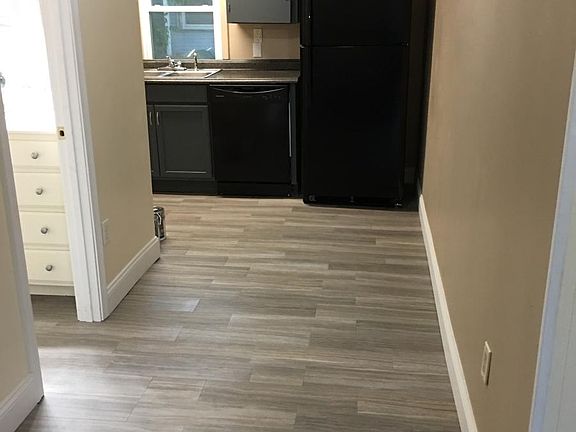 5th image of 506 N Grover St