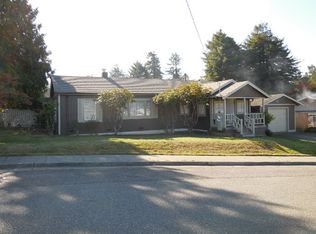 4572 Campton Rd, Eureka, CA 95503