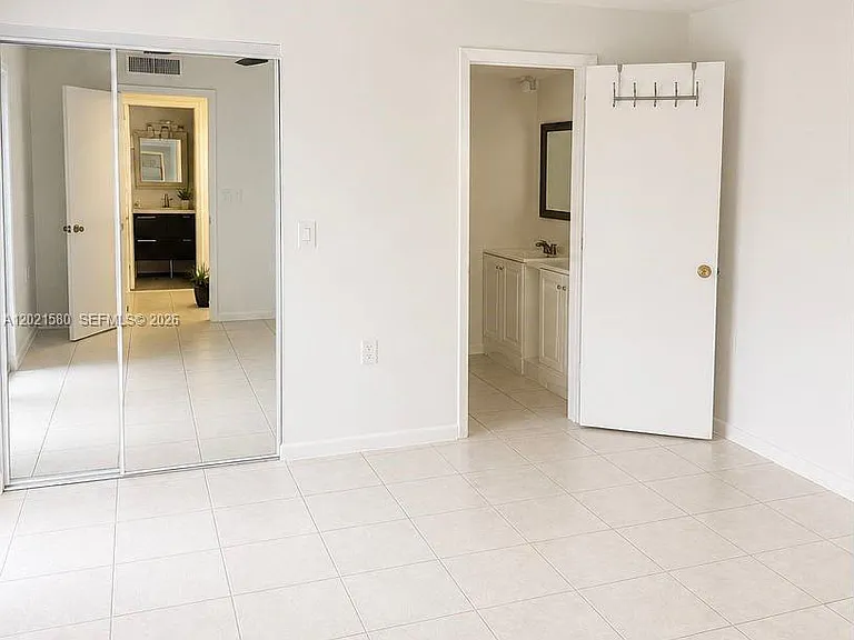 3359 Gardens East Dr #B — Photo 13