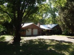 77 N Robin Hood Rd, Inverness, FL 34450