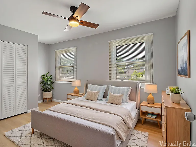 2208 Kensington Dr — Photo 18