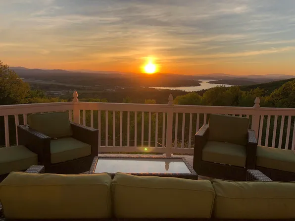 182 Chestnut Drive, Gilford, NH 03249