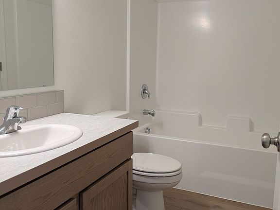 5th image of 3663 S Penn Pl