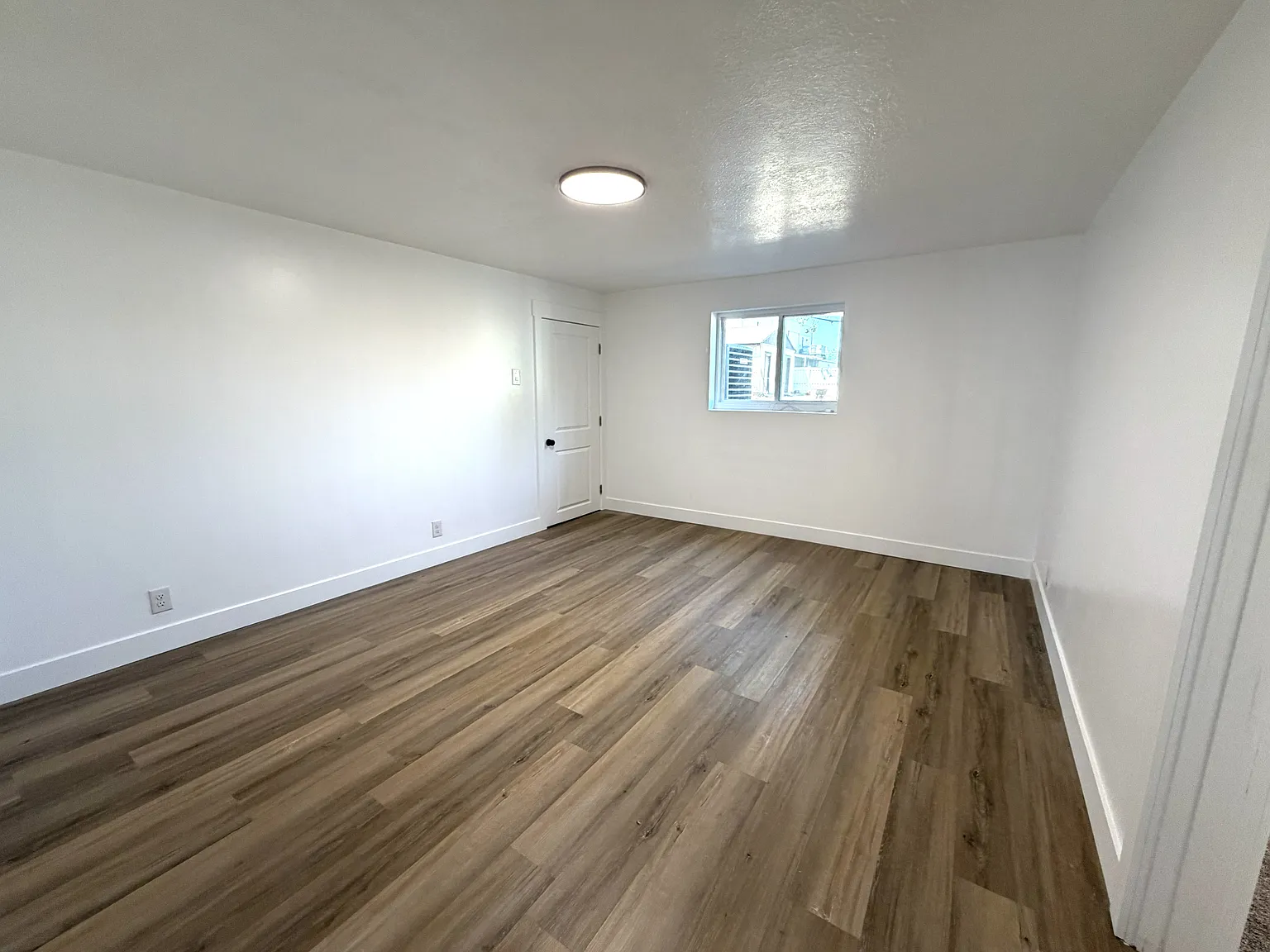2 bed, $1,250 — Photo 4