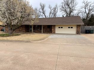 3601 Lisa Ln, Enid, OK 73703