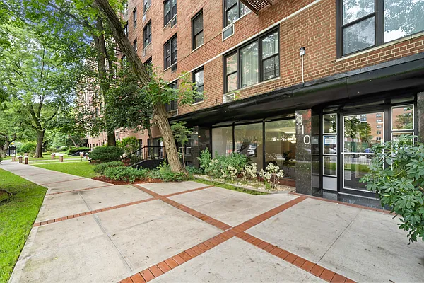 Sold by Corcoran | media 7