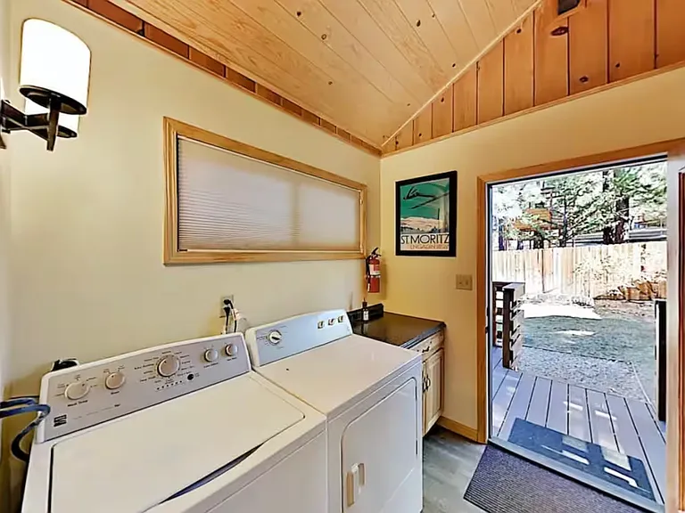 637 Saint Mortiz Dr — Photo 11
