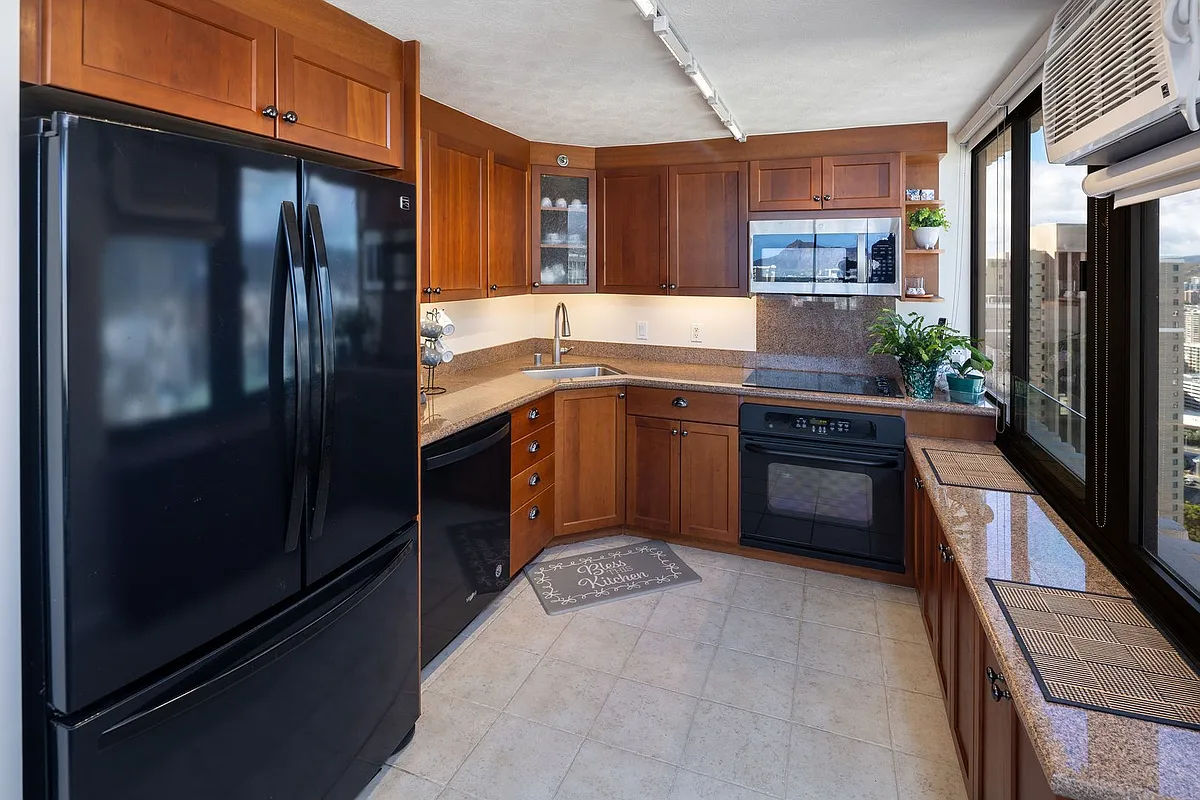 Building Photo - 343 Hobron Ln #4202
