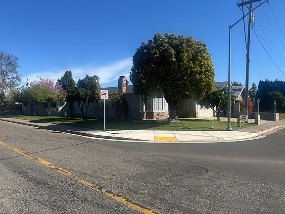 3rd image of 2401 East Ave