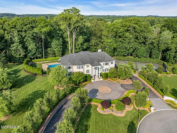 4th image of 1 Embry Farm Road