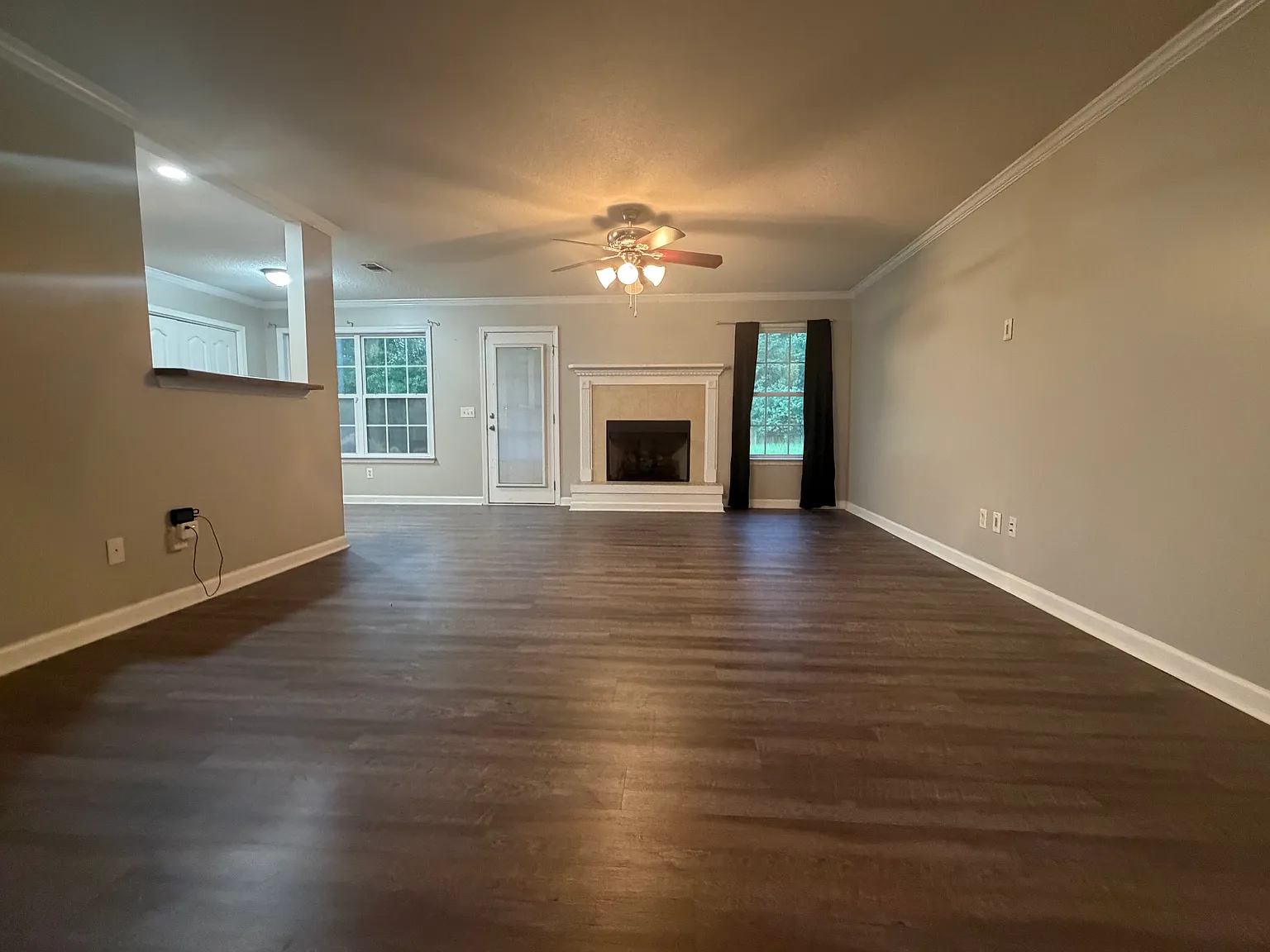 306 Carson Street - 1 — Photo 3
