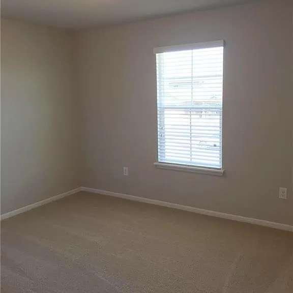 2205 Bettylou Ln — Photo 18