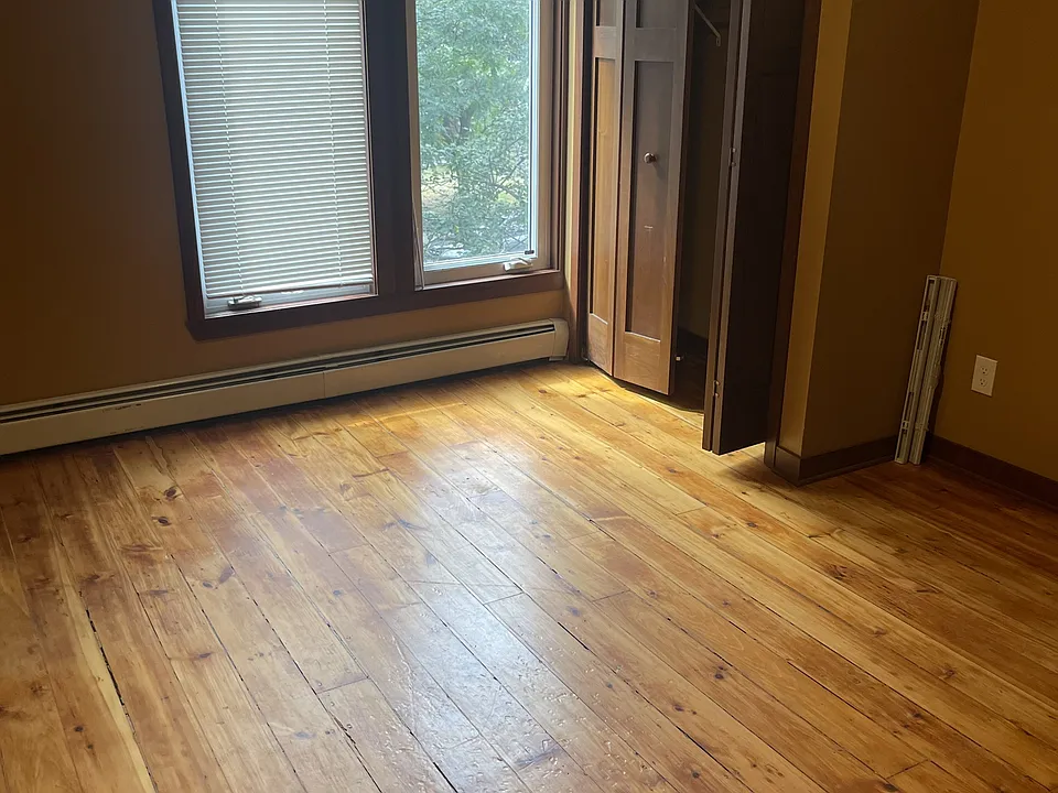 332 Maria Ave #2
