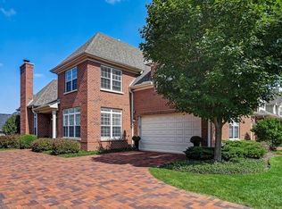 1024 Hickory Dr, Western Springs, IL 60558
