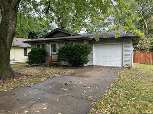 3021 W Pacific St, Springfield, MO 65802
