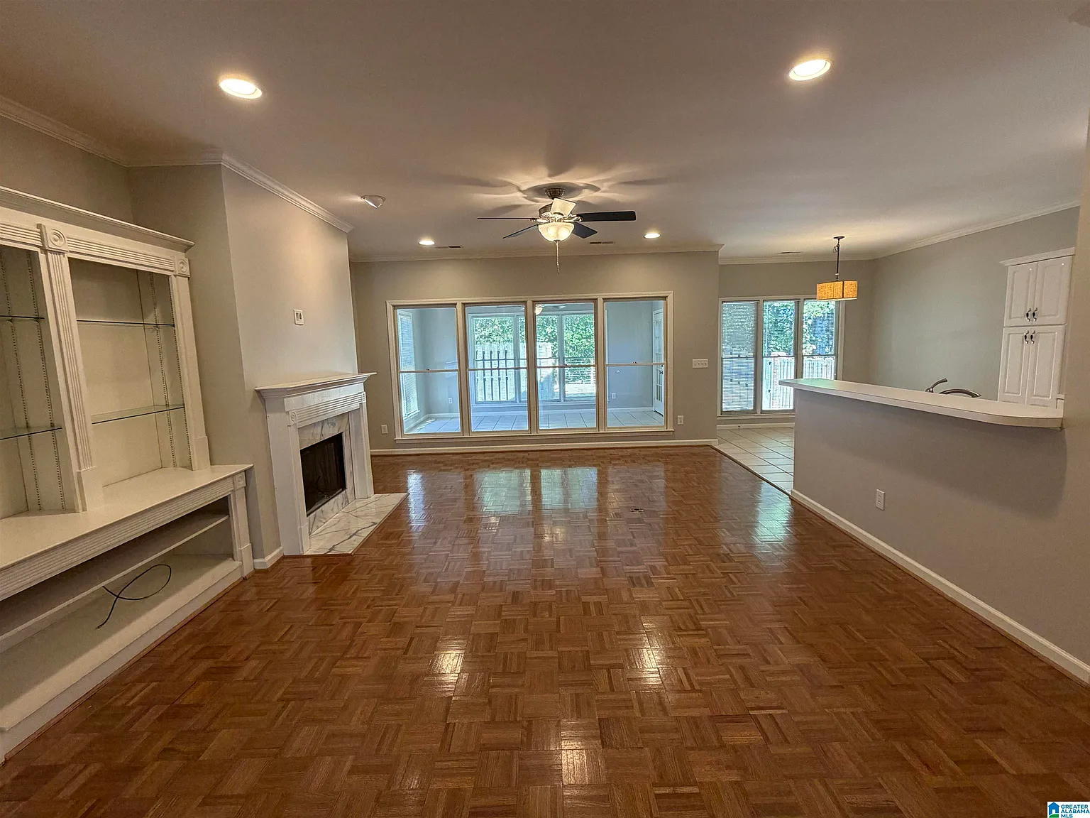 3 bed, 2.0 bath, 1736 sqft, $2,350 — Photo 4