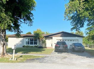 16802 SW 107th Pl, Miami, FL 33157