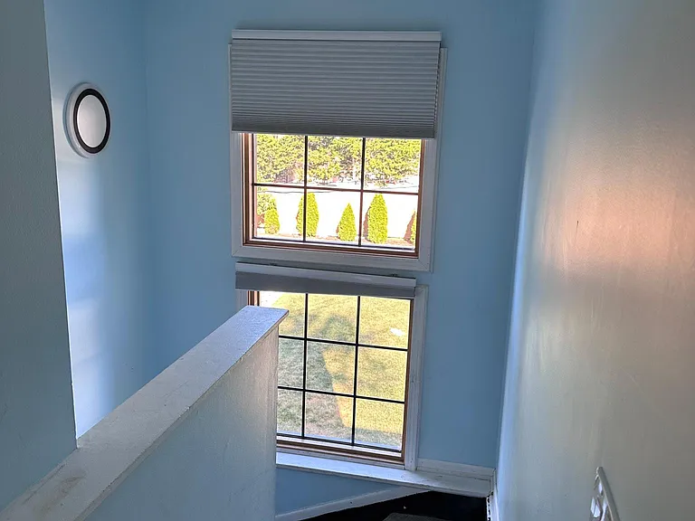 809 Justina St — Photo 10