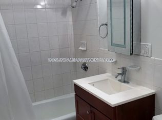3964 Washington St #2, Boston, MA 02131