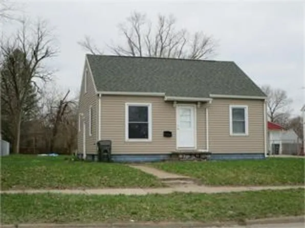 430 Lester St, Waterloo, IA 50703