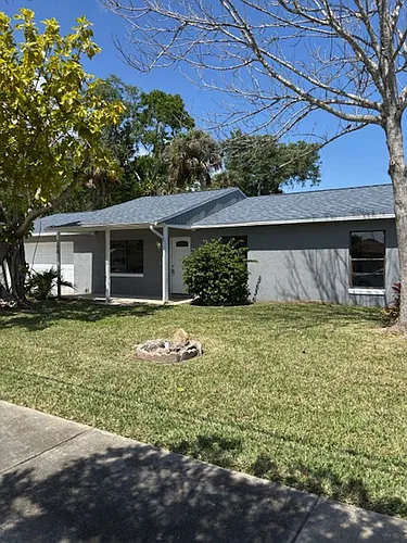 798 Aspen Dr Photo 1