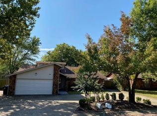 2517 E El Paso St, Broken Arrow, OK 74014
