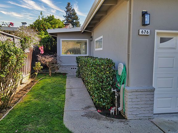 3rd image of 676 San Benito Ave