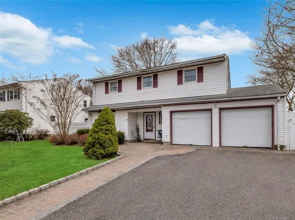 107 Selden Boulevard, Centereach, NY 11720