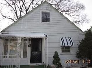 46 Geneva Ave, Bellwood, IL