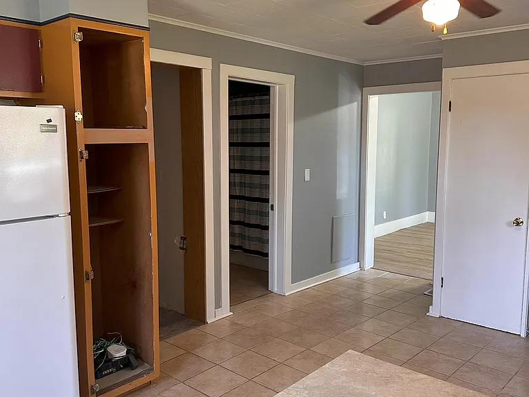 506 N York St — Photo 11