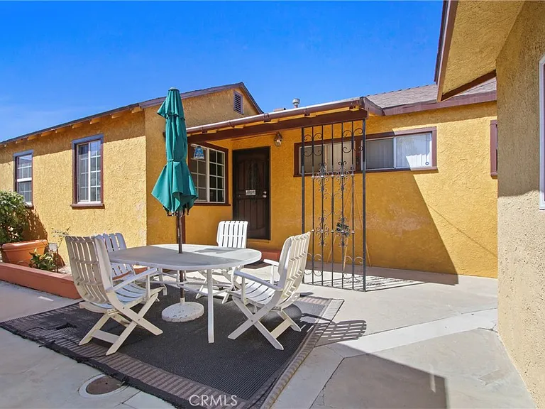 10529 S Truro Ave — Photo 4