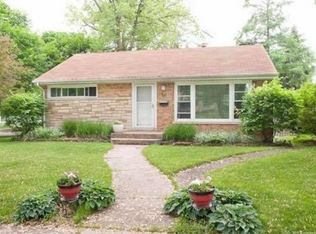 56 S Glenwood St, Palatine, IL 60067