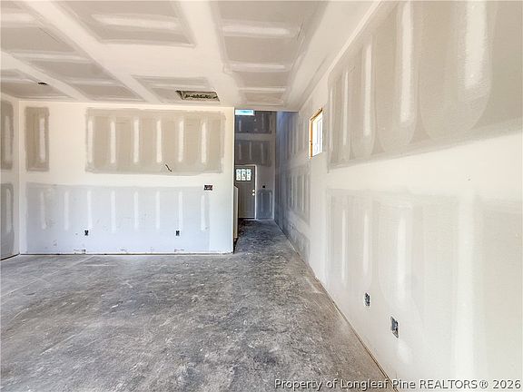 4th image of 205 4th St