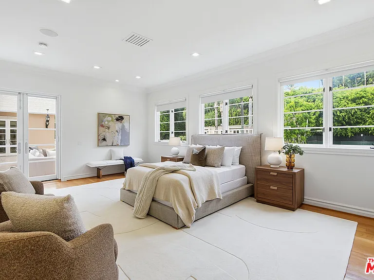 407 Robert Ln — Photo 30
