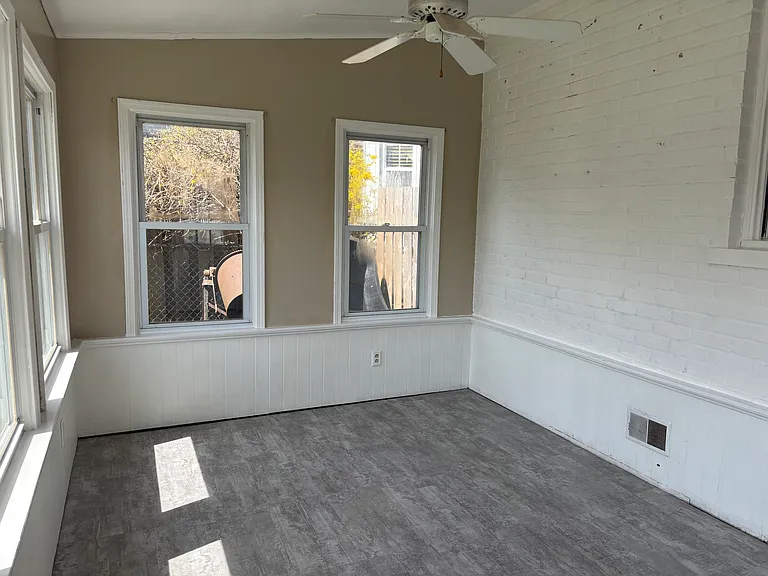 1703 Michigan Blvd — Photo 10