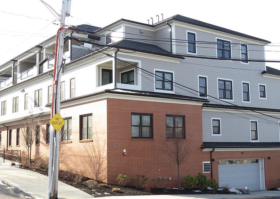 1st image of 157 Hancock St Unit 5