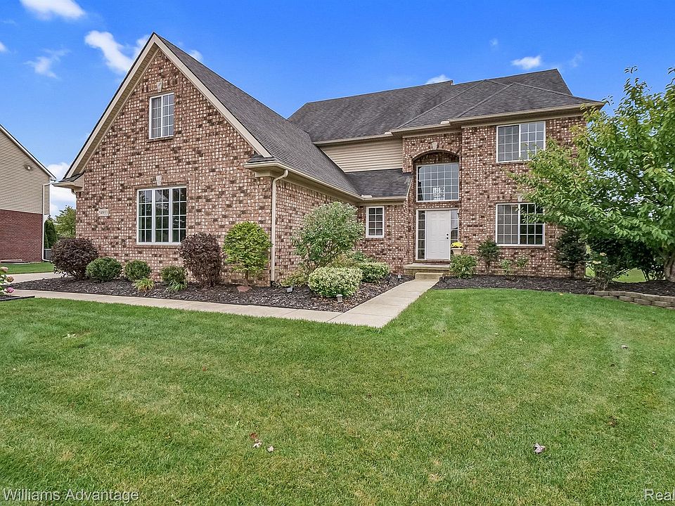 1st image of 54933 Brentwood Dr