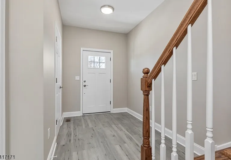 156 N Auten Ave — Photo 25