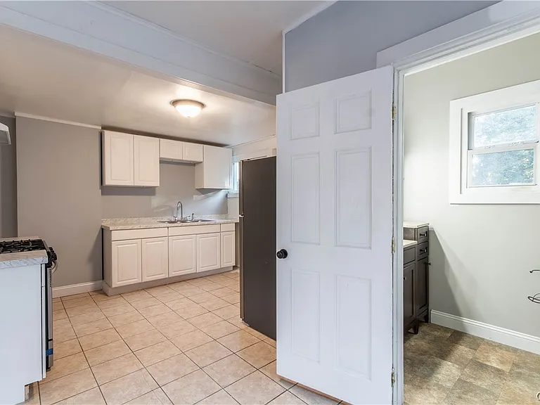 863 W Main St #863 — Photo 21