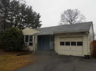 319 Wildwood Dr, Wappingers Falls, NY
