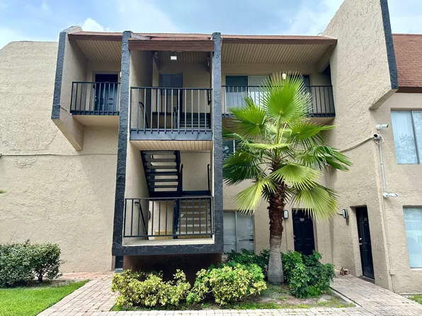 Uptown Palms Apartments