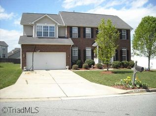 4375 Peaceford Glen Dr, High Point, NC 27265