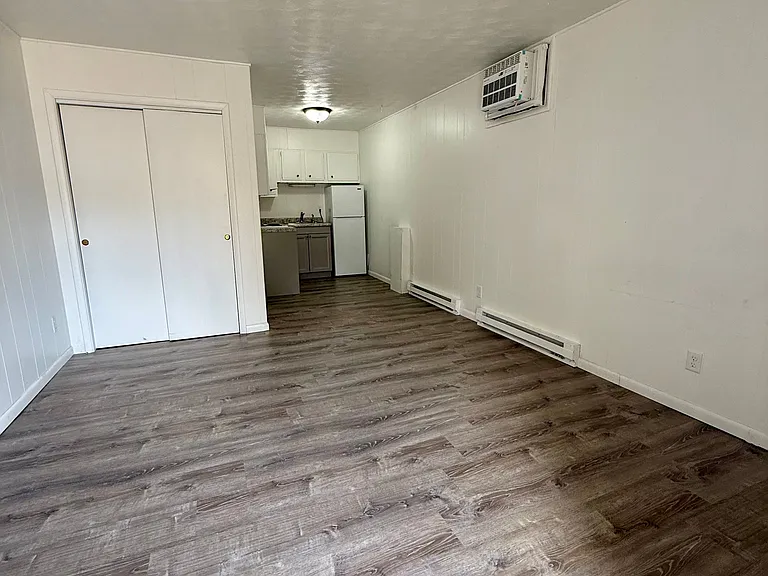 222 Carolyn Ln #24 — Photo 4