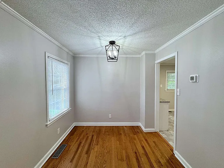 2420 Milburnie Rd — Photo 6