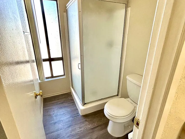 1407 Alabama St — Photo 14