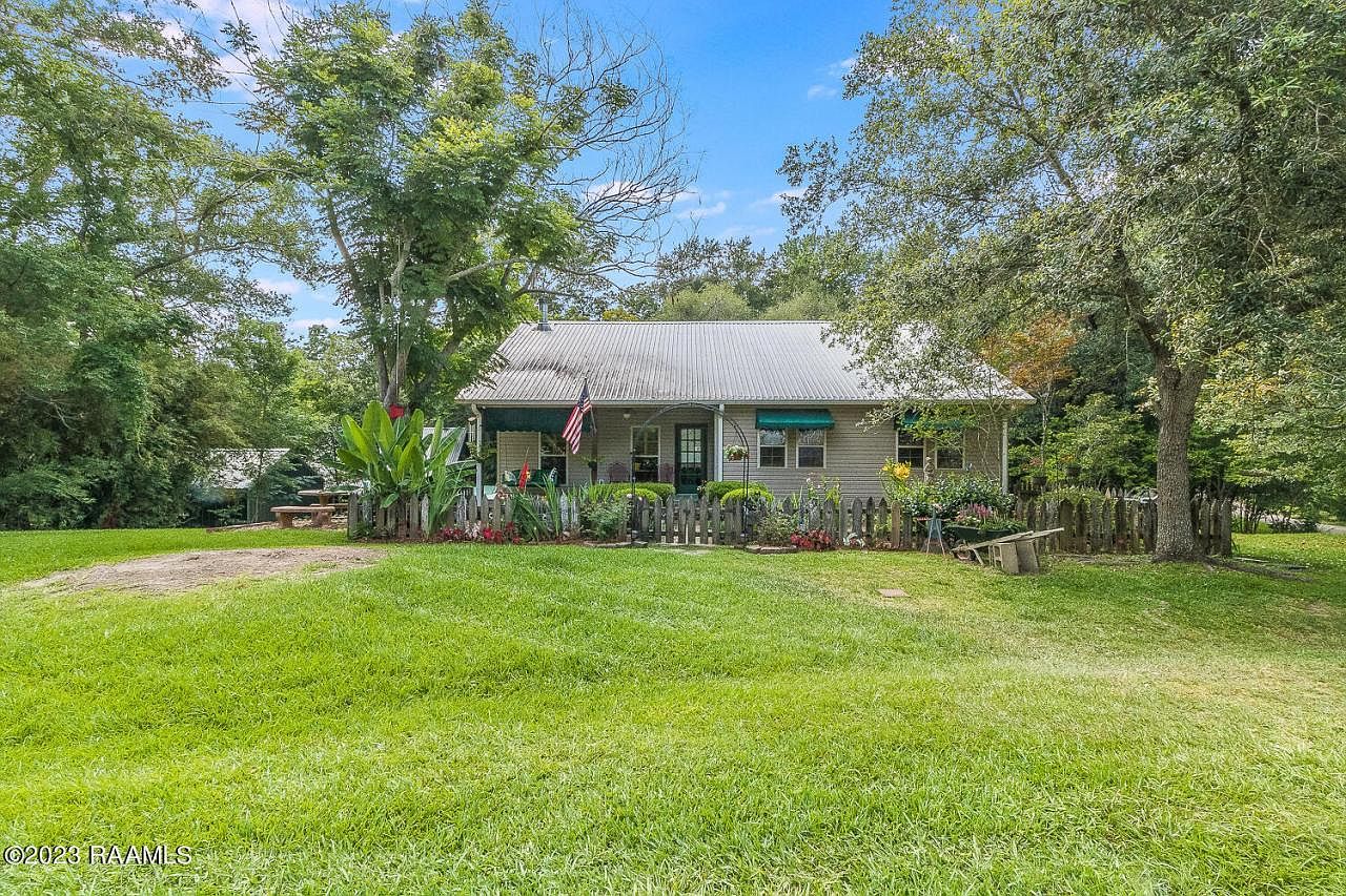 86 Hidden Hills Rd, Arnaudville, LA 70512 Zillow