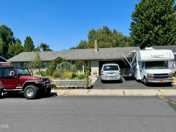 4731 Memorie Ln, Klamath Falls, OR 97603