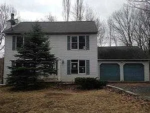 23 Holly Forest Rd photo 1