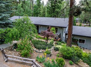 101 Evergreen Cir, Blairsden, CA